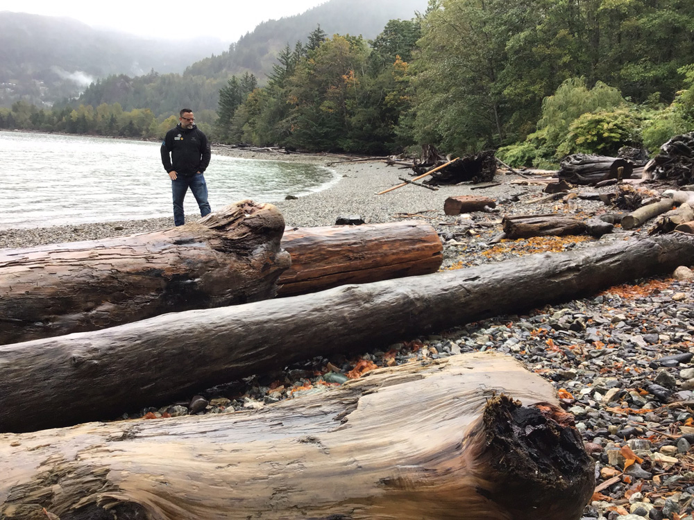 James Bamford on location for Arrow