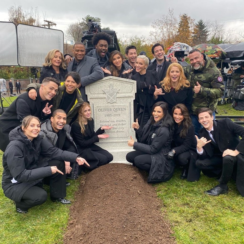 James Bamford and Cast of Arrow Surrounding Oliver's Grave