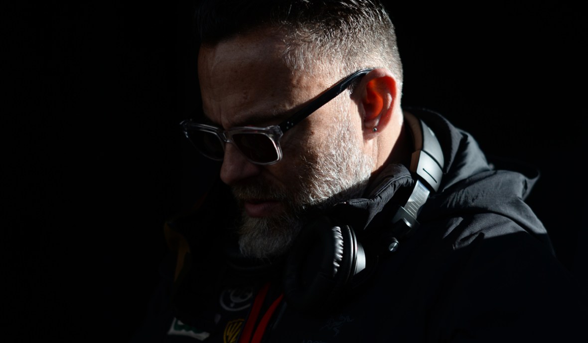 Closeup James Bamford on set